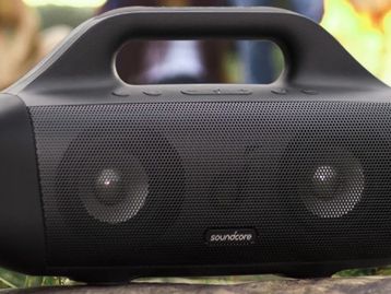 Caixas de som e fones de ouvido Anker com até 50% de desconto