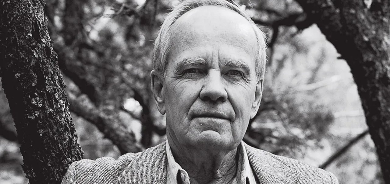 Cormac McCarthy: autor de 'Onde os Fracos Não Têm Vez' morre aos 89 anos