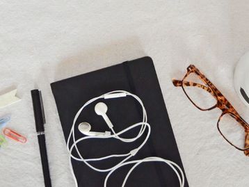 Fone com microfone: 5 opções básicas para o trabalho
