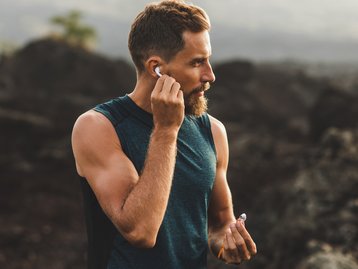 Veja 5 fones de ouvido Bluetooth por até R$ 100