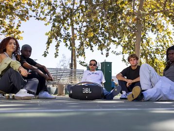 JBL Boombox 3 chega ao Brasil com Wi-Fi e IP67, mas seu preço é alto