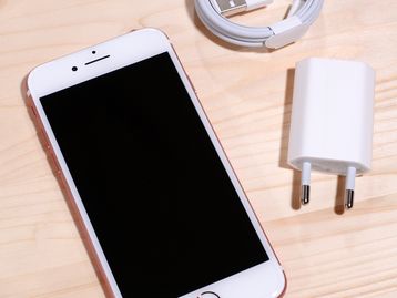 Como saber que um carregador de iPhone é original?