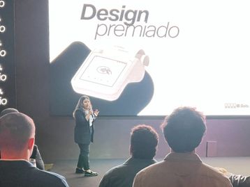 SumUp celebra novo momento do mercado de pagamentos com maquininha criada “em casa”