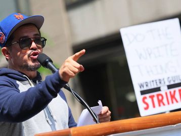Além dos roteiristas, atores iniciarão greve em Hollywood