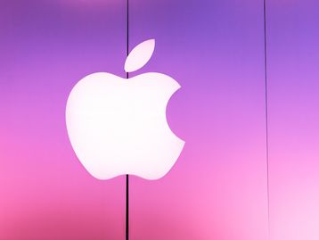 Apple desenvolve chatbot de IA para integrar ao iPhone já em 2024
