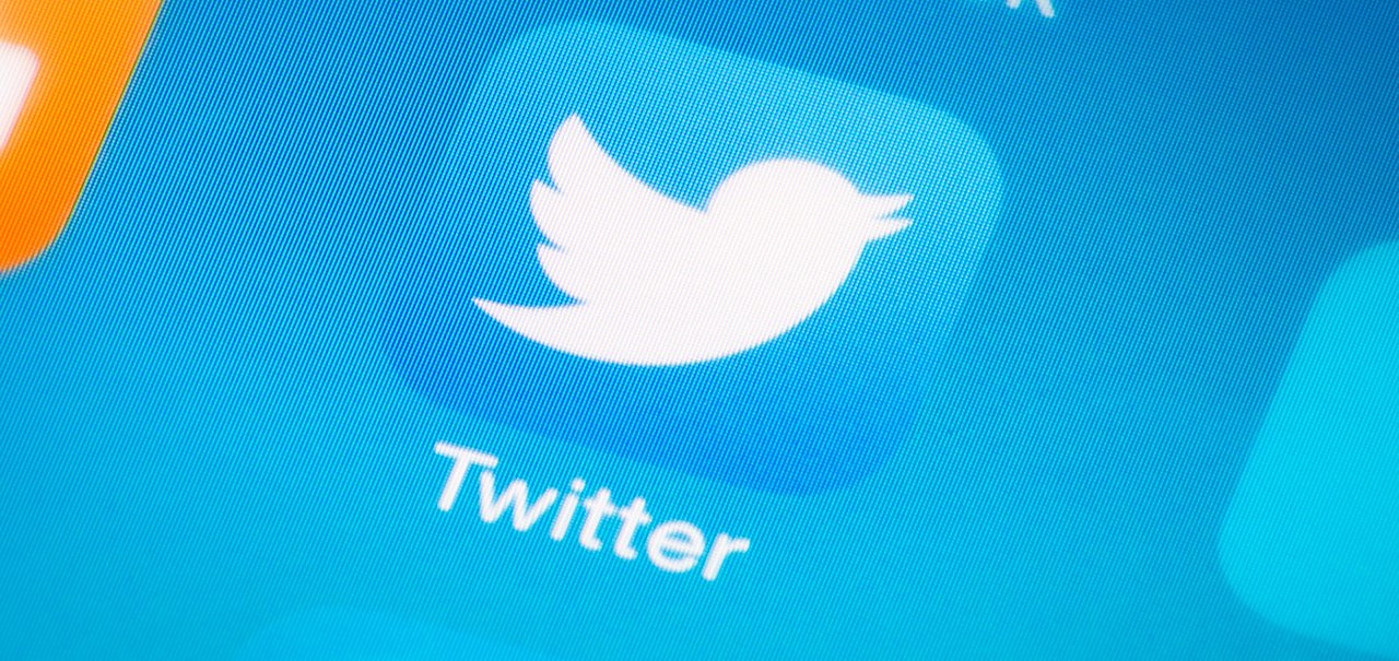 iPhones com o ícone antigo do Twitter são anunciados por até R$ 120 mil 