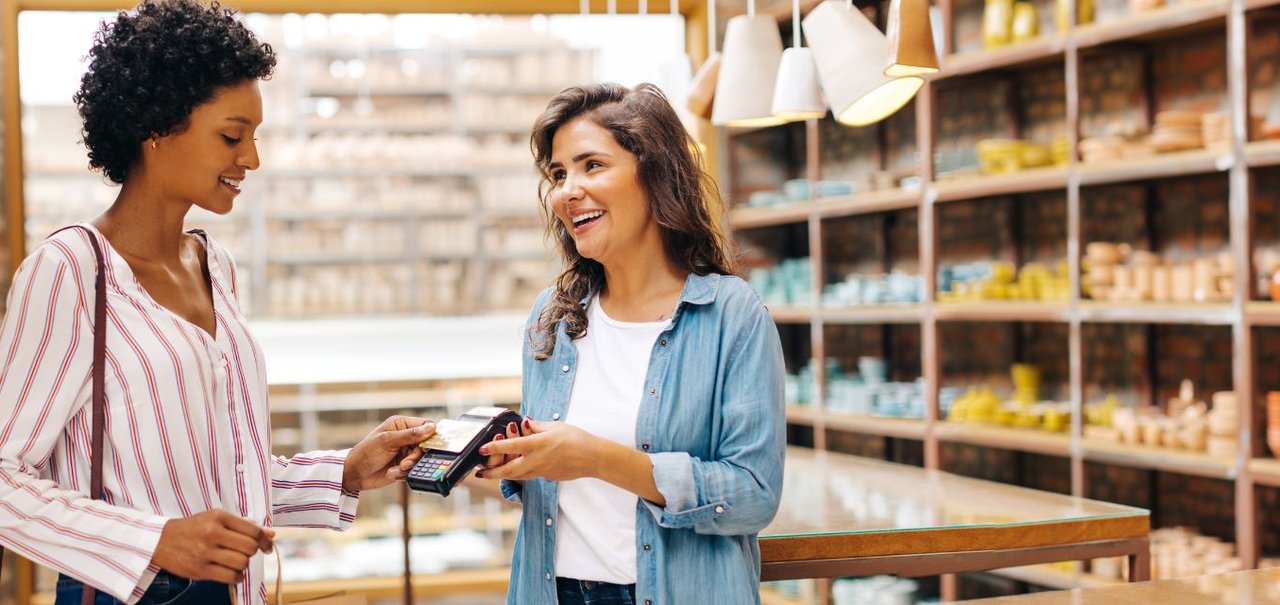 A experiência do consumidor transcende a ideia de persuadir para vender