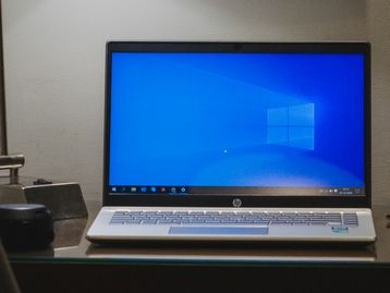 Windows 10 segue sendo mais popular que o Windows 11, aponta relatório
