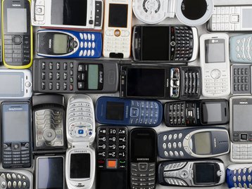 Relembrar é viver: Motorola V3 e mais 7 celulares 'iPhones dos anos 2000'