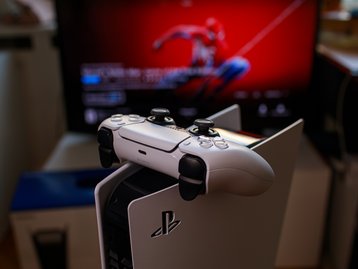 Novo PS5 precisa de internet para instalação de leitor de disco; entenda