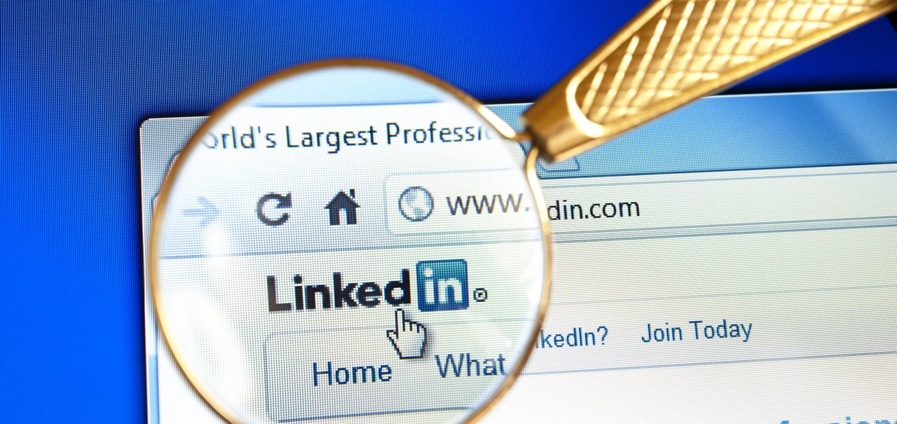 LinkedIn: plataforma oferece IA para auxiliar na busca por emprego