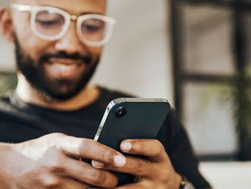 Cyber Monday da Amazon: até 70% off em smartphones, smart speaker, fones e mais