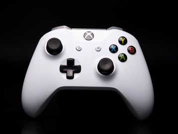 Por que tantas empresas de games estão demitindo? Entenda a situação