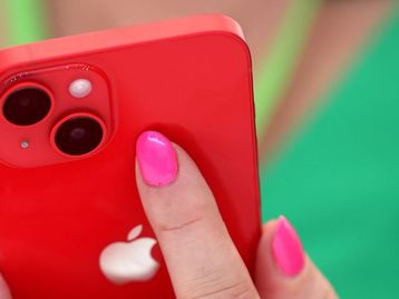 Trojan para iOS está roubando dados de reconhecimento facial no iPhone