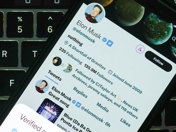 MP de Contas pede ao TCU cancelamento de contratos com Starlink e suspensão do Twitter