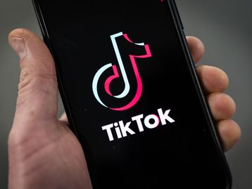 Nova lei que pode banir ou forçar a venda do TikTok avança nos EUA; entenda