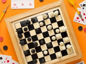 Quebra-cabeças, jogos de cartas e tabuleiros com até 55% off no último dia de App Day da Amazon