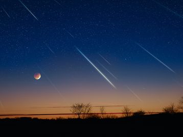 Eta Aquáridas: saiba como assistir ao pico da chuva de meteoros neste domingo (5)