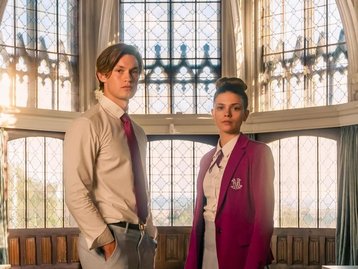 Maxton Hall e outras 7 produções “enemies to lovers” para assistir no streaming