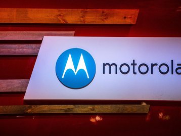 Moto G35 e Moto G85 vazam com bateria de 6.000 mAh e chip Snapdragon
