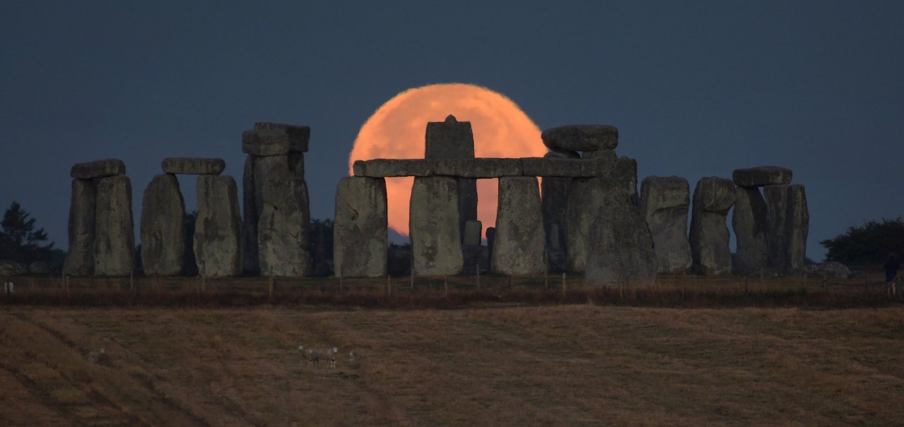 Lunistício: entenda o que é a grande paralisação lunar e sua relação com Stonehenge