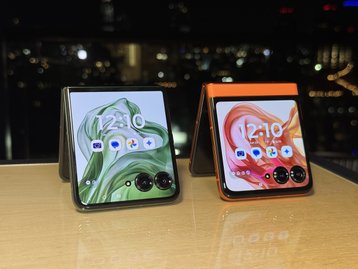 Motorola lança Razr 50 e Razr 50 Ultra com tela gigante: veja primeiras impressões