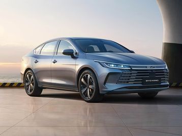 BYD deve superar Tesla em vendas de carros elétricos a bateria em 2024
