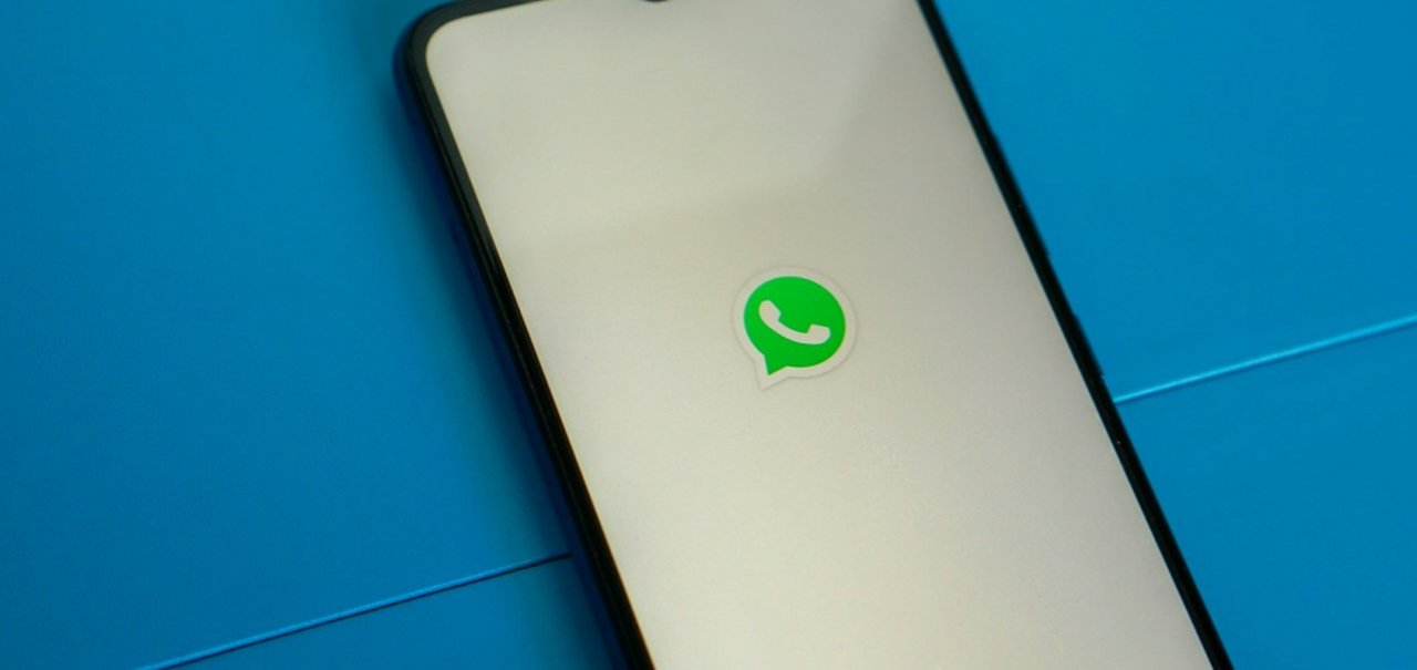 WhatsApp muda a cor do selo de verificação para empresas e canais oficiais