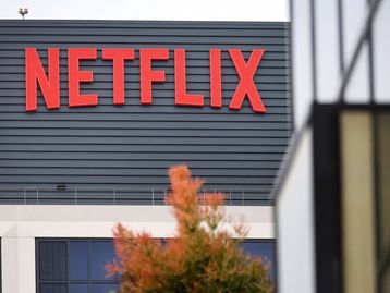 Netflix é multada pelo Procon em R$ 11 milhões por cobrar taxa extra por domicílios