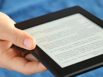 4 motivos que me fizeram trocar o Kindle 'comum' de 10ª geração pelo Paperwhite