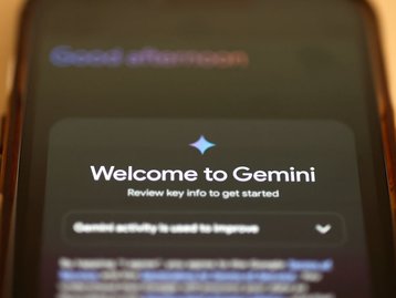 IA Gemini agora responde 'perguntas gerais' com a tela do celular bloqueada