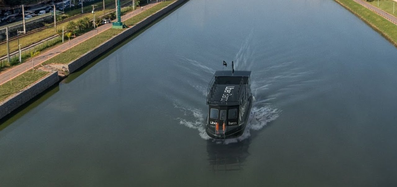 Em comemoração aos 10 anos no Brasil, Uber lança transporte de barco e tobogã