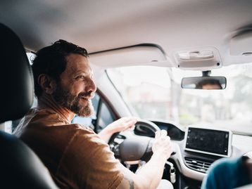 Equipe o seu carro com central multimídia, alarme automotivo e mais com até 50% OFF no Mercado Livre