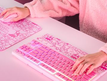 Razer lança linha da Hello Kitty com headset e cadeira rosa! Veja produtos