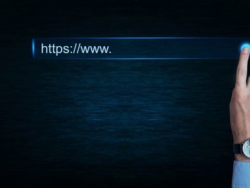 Hackers russos exploram vulnerabilidade para sequestrar domínios de sites