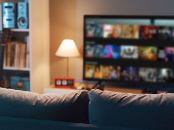 Dia dos Pais do Ponto tem Smart TVs com até R$ 1.000 OFF e cupom; confira