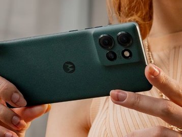 Motorola Edge 50 é lançado e chega com o título de celular mais 'mais fino do mundo' 