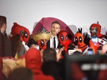 De máscara a colecionáveis: 8 itens para os fãs de Deadpool; confira!