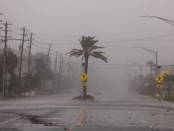 Novo modelo climático brasileiro conseguiu prever furacão Helene, que atingiu os EUA