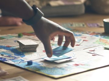 Curte Detetive, Jogo da Vida e Cara a Cara? Confira esses e mais jogos clássicos em oferta na Amazon