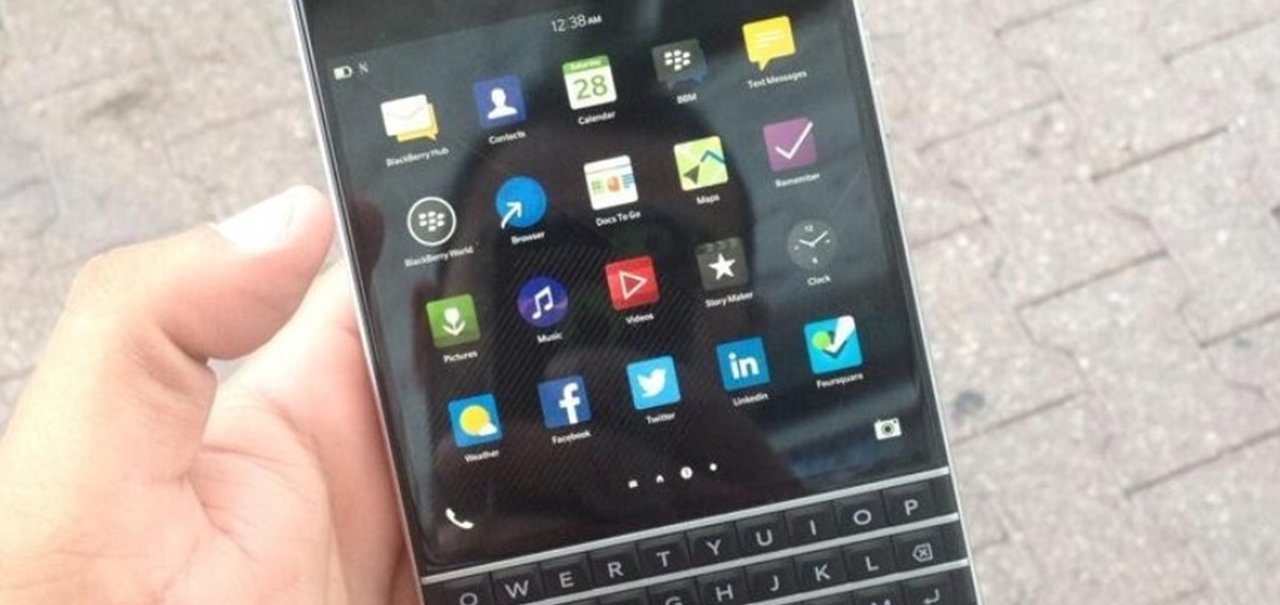 Vazam fotos e detalhes do celular de tela quadrada BlackBerry Passport