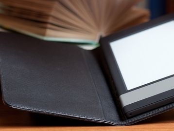 Só digital: universidade inaugura biblioteca sem um único livro físico