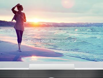 Projetor doméstico 4K da Sony que fica bem perto da parede custa US$ 50 mil