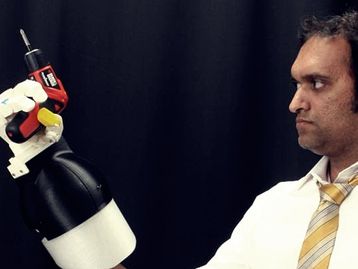 Luva robótica similar à mão humana permite precisão mesmo debaixo d’água