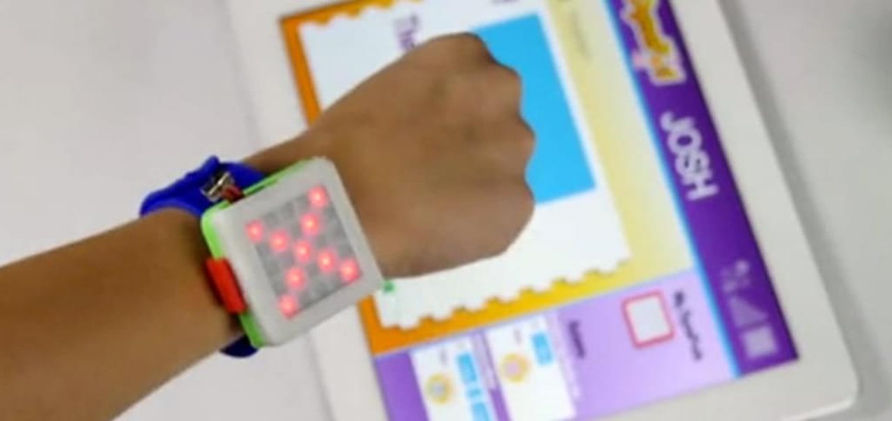 Smartwatch infantil quer ensinar crianças a programar