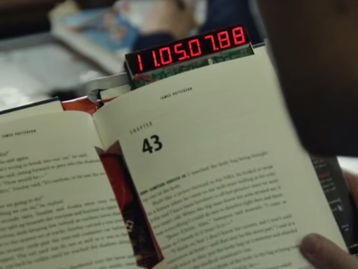 Novo livro de James Patterson se autodestrói após 24 horas