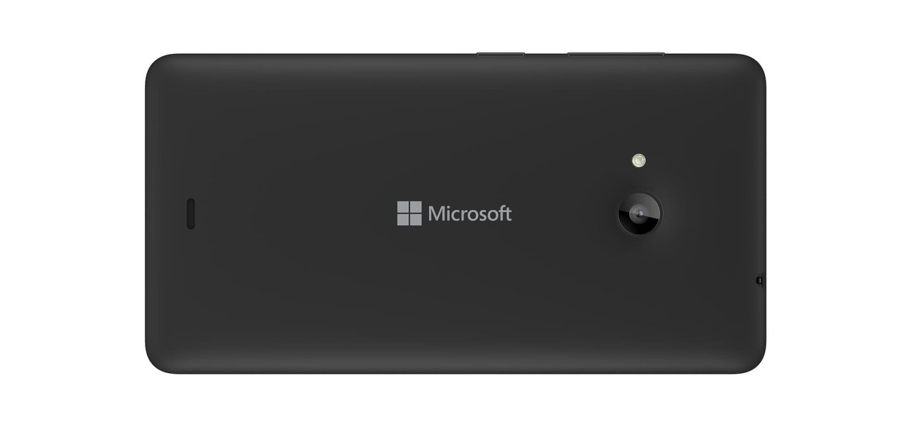 Microsoft estaria trabalhando em versão barateada do Lumia 830 com dual-SIM