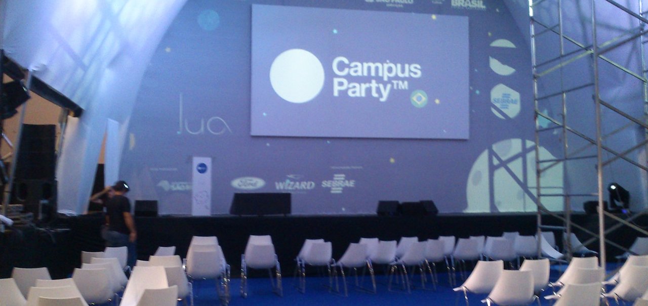 Sem energia? Campus Party supre “cidade de 30 mil habitantes” – e tem água!