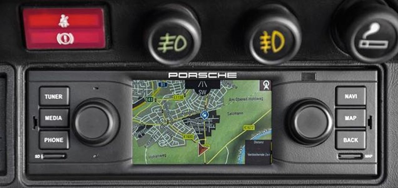 Porsche adiciona suporte à navegação GPS em modelos clássicos