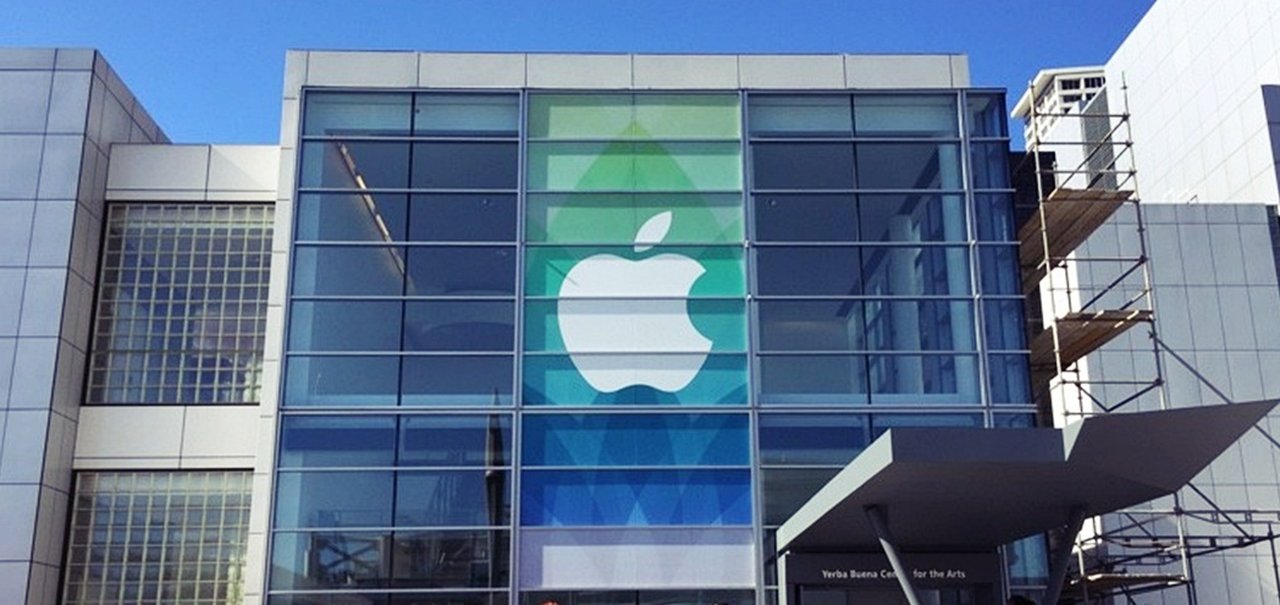 Últimas preparações para o evento da Apple revelam área externa misteriosa